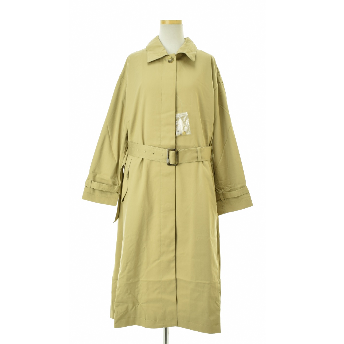 KURASHI&Trips PUBLISHINGのコート