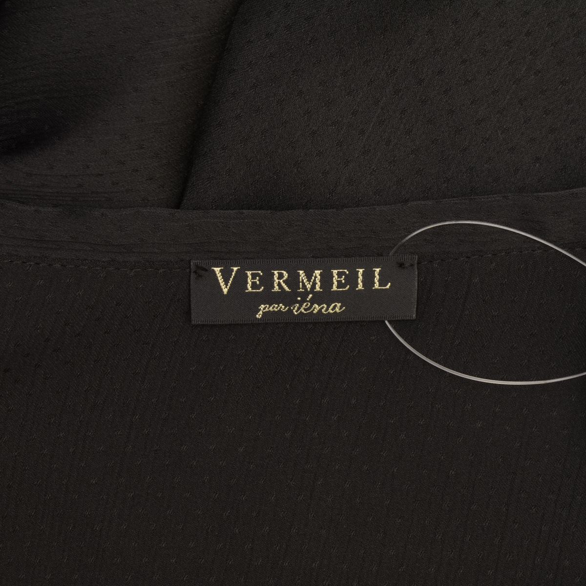 VERMEIL par iena / ヴェルメイユパーイエナ 22SS 22051938802010 サテンドット楊柳ラッフルカラー 長袖ブラウス  -ブランド古着の買取販売カンフル